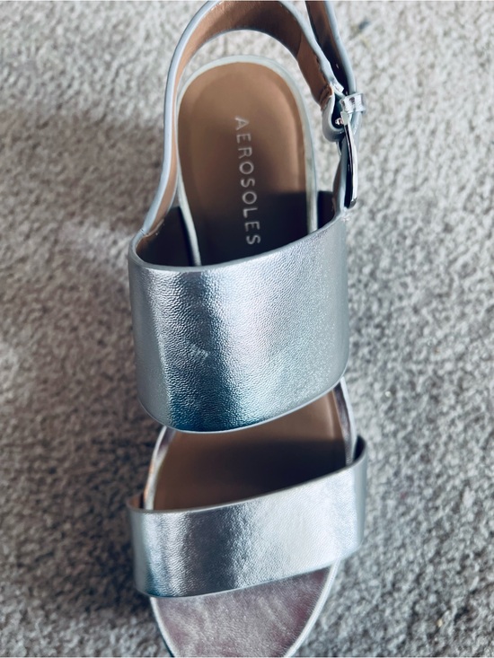 AEROSOLES Silver Metallic Platform Sandals